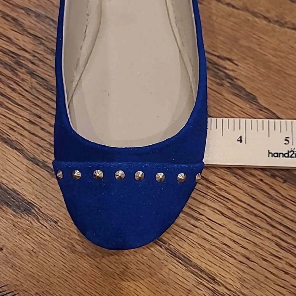 Steve Madden sz 6 ladies flats, slippers, shoes